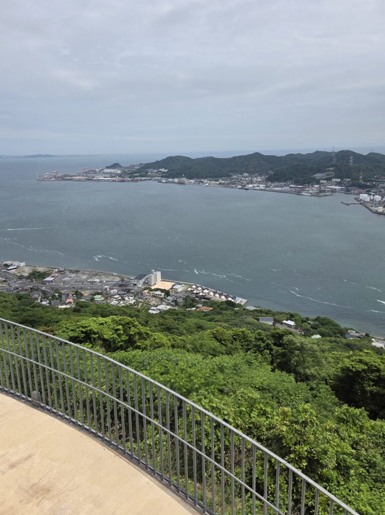火の山公園展望台から見た関門海峡東側