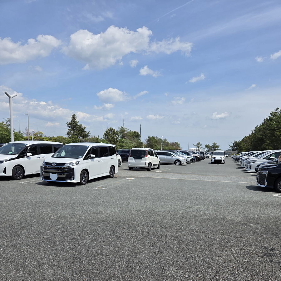きららんどの東駐車場の様子