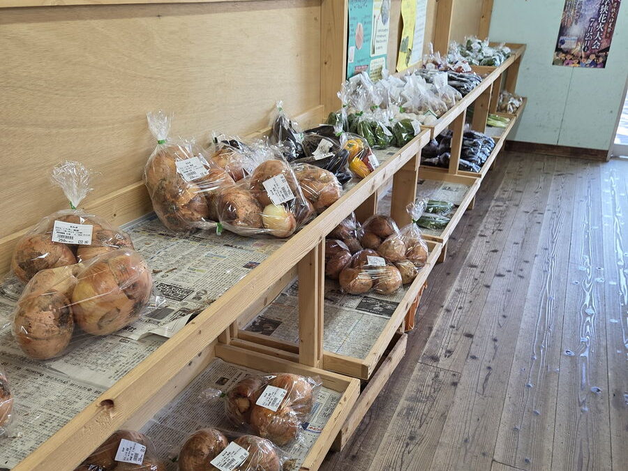 花の海の野菜売り場