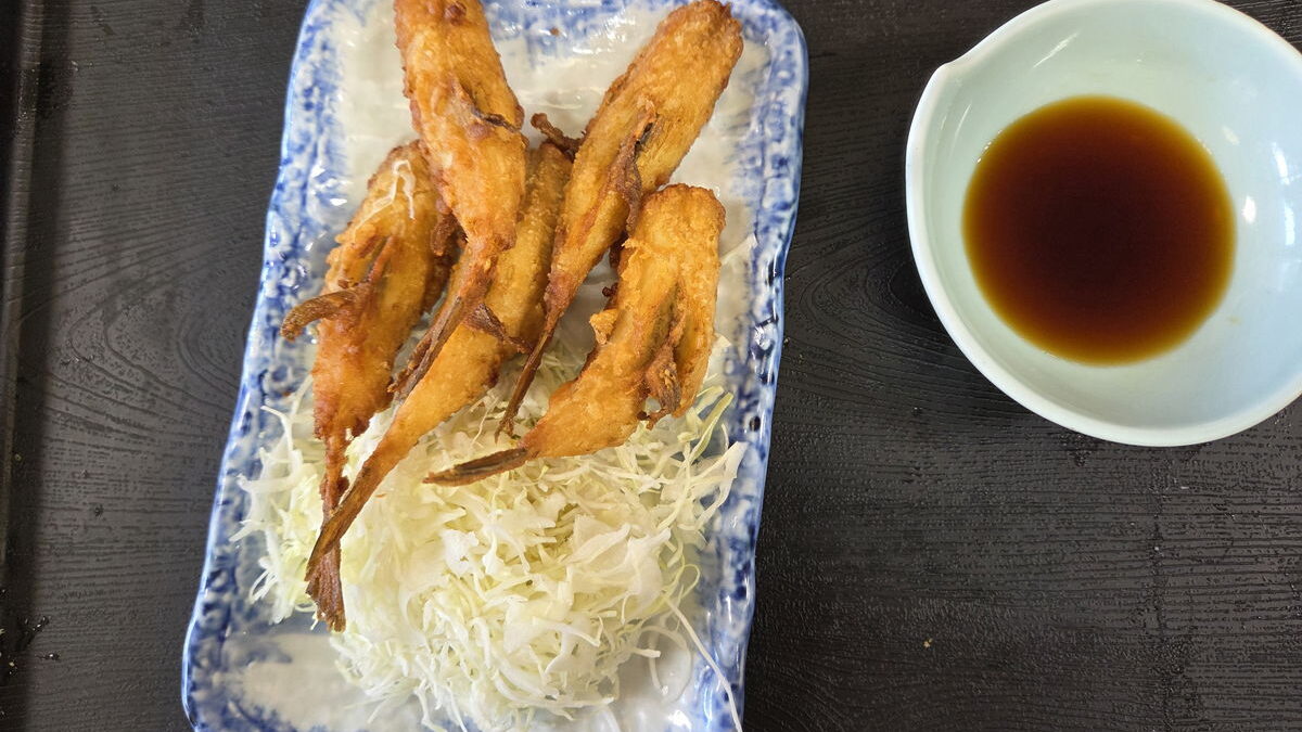 ドライブインみちしおのフグから揚げ